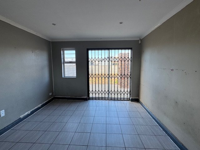 2 Bedroom Property for Sale in Parsonsvlei Eastern Cape